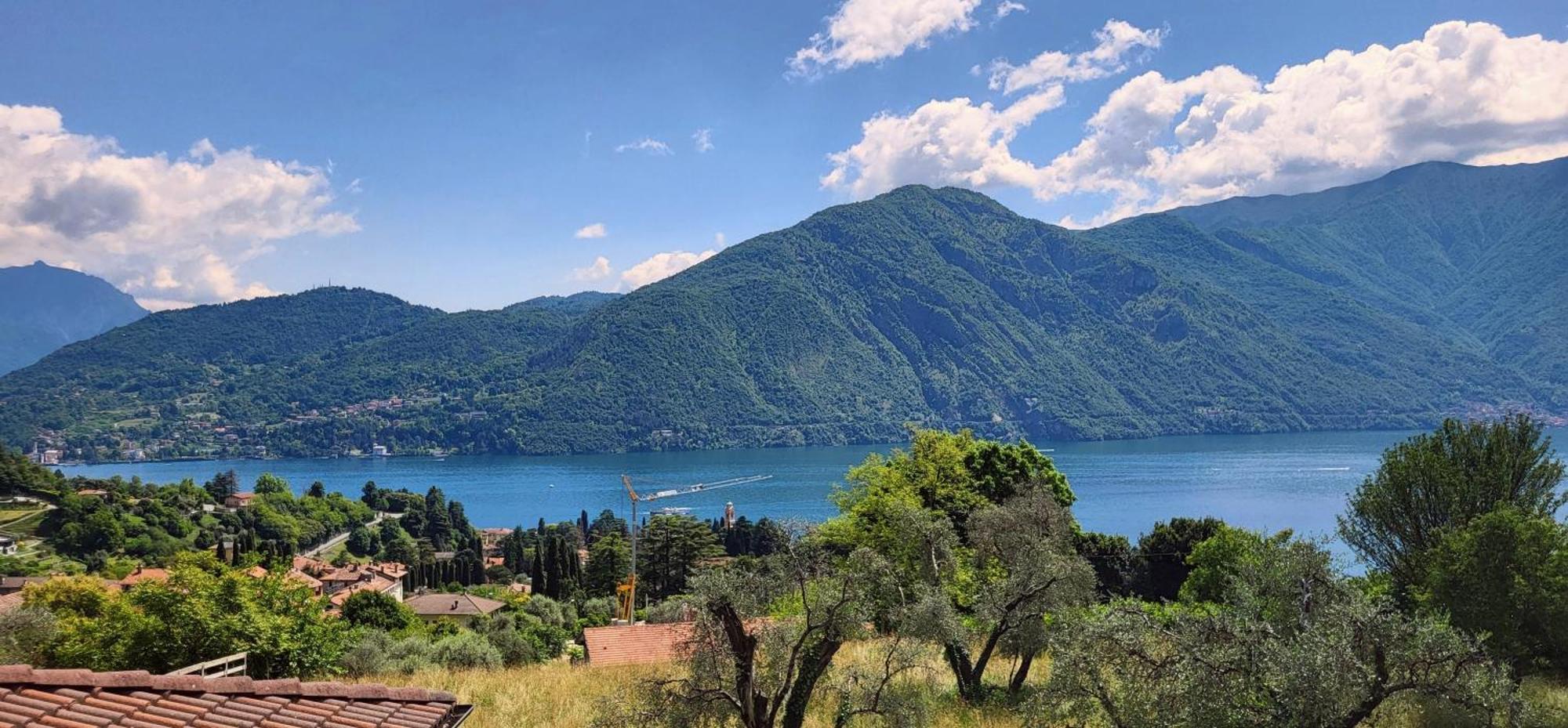 Casa Intignano - Appartamento Con Terrazzo Vista Lago Tremezzo Exterior foto