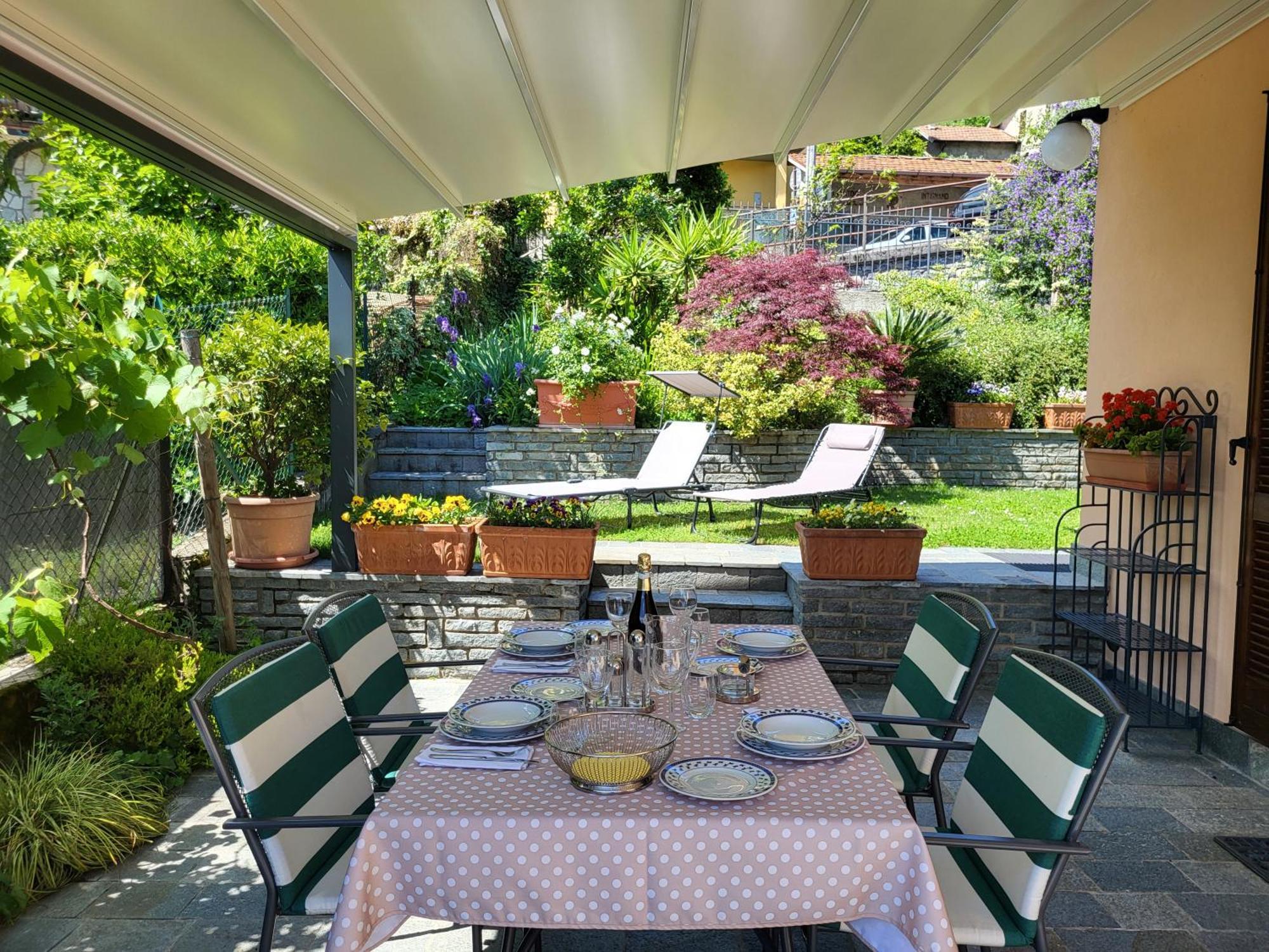 Casa Intignano - Appartamento Con Terrazzo Vista Lago Tremezzo Exterior foto